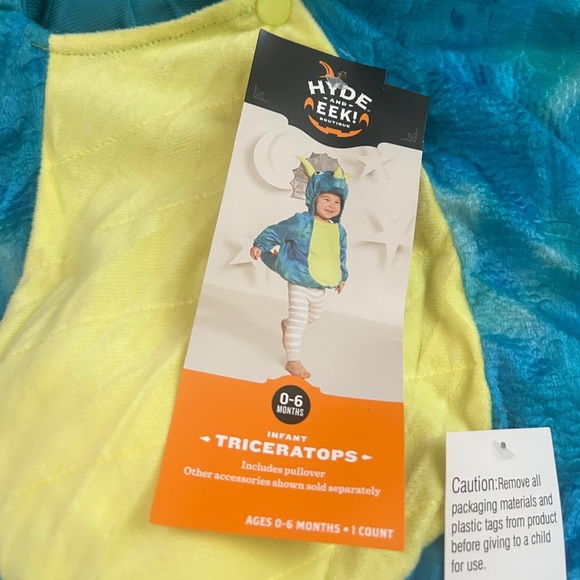 NWT INFANT TRICERATOPS Dinosaur Costume pull over Size 0 - 6 months - Picture 2 of 7